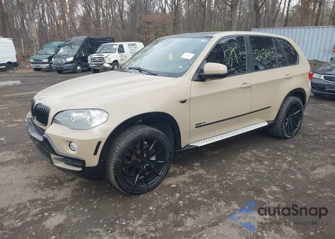 2010 BMW X5 xDrive48I z USA, uszkodzony, nr VIN 5UXFE8C52AL310506